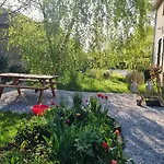 Et Dans Un Lieu Calme Et Champetre Les Grippeaux Proche Parthenay
