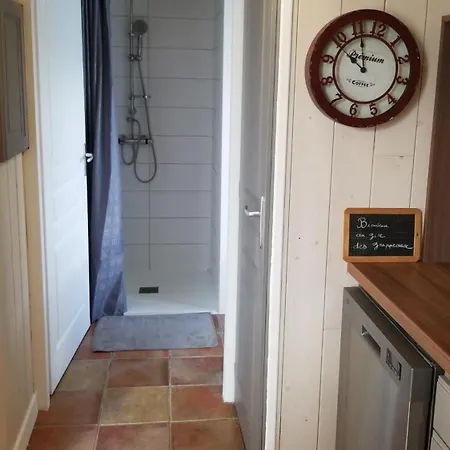 Et Dans Un Lieu Calme Et Champetre Les Grippeaux Proche Parthenay Homestay